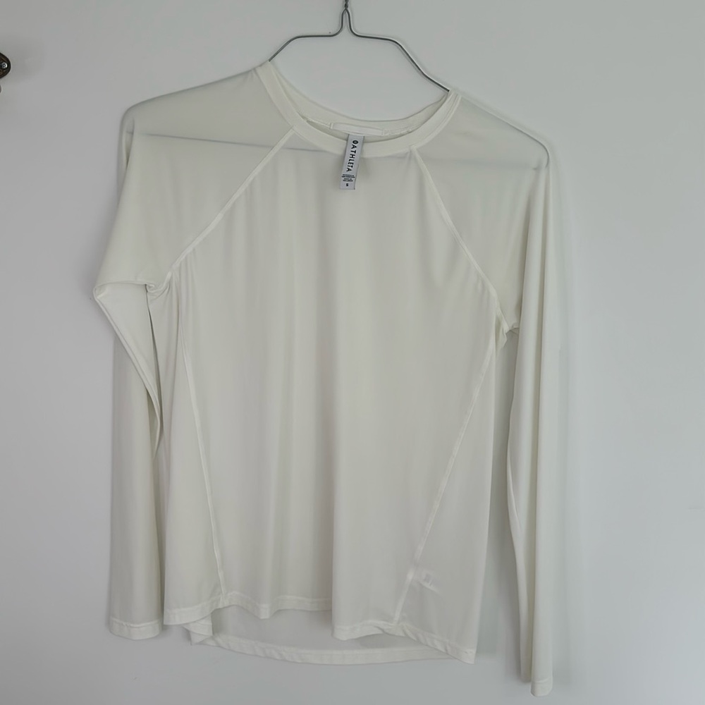 NWOT Athleta Ultimate Train Top